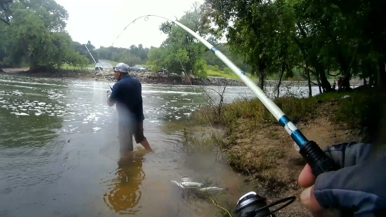 Multas por pescar sin licencia en Texas